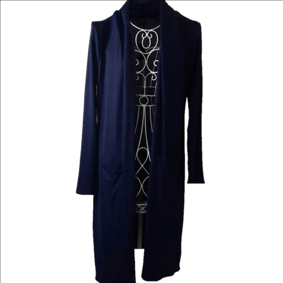 Bundle of Sweaters - Picture 2 of 10